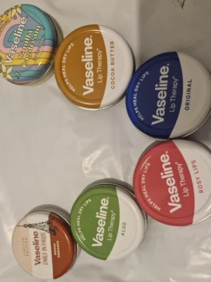 6× Multi Flavour Vaseline Petroleum Jelly Balm with Limited Edition Tin