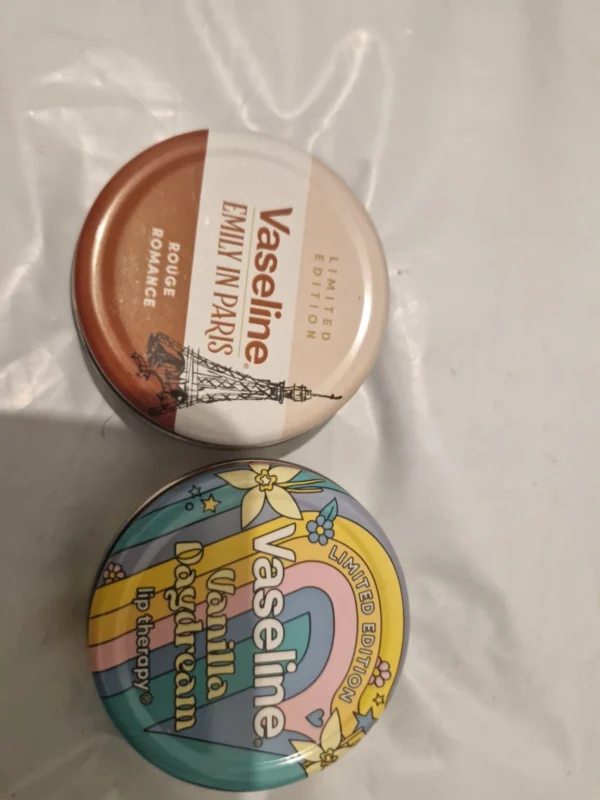 2× Vaseline Lip Balm Daydream Vanilla and Emily In Paris Limited Edition 20g